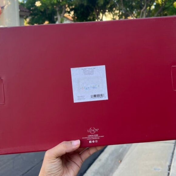 Lenox Profile Snow Day Rectangular Porcelain Platter - Picture 3 of 11